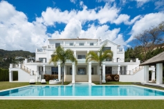 Villa El Madroñal € 8.350.000,-